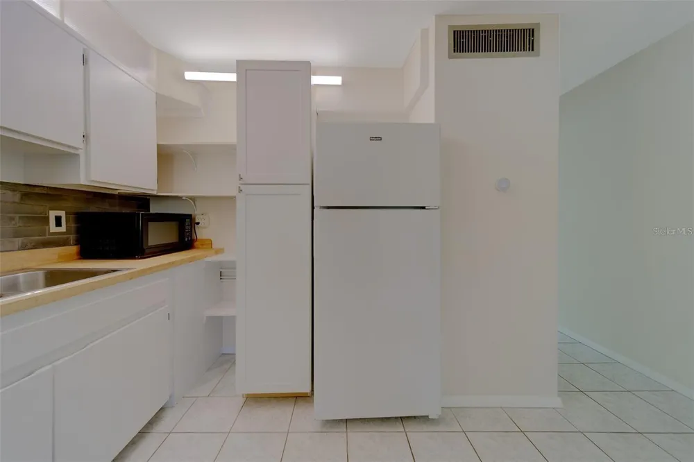 2500 HARN BOULEVARD #F12 Clearwater, FL 33764