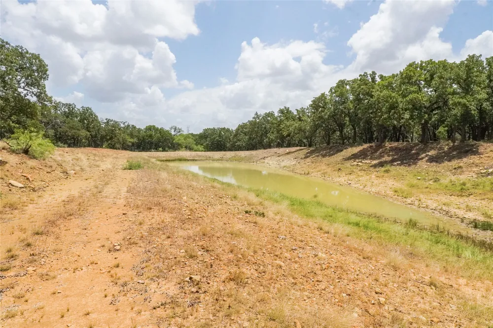 16 Burwick Road Jacksboro, TX 76458