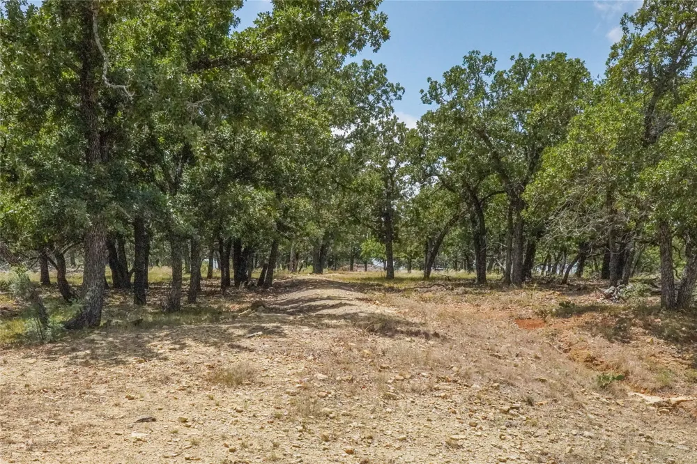 16 Burwick Road Jacksboro, TX 76458