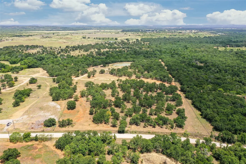 16 Burwick Road Jacksboro, TX 76458
