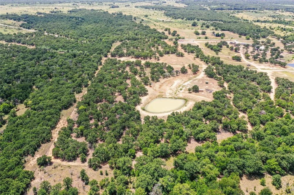 16 Burwick Road Jacksboro, TX 76458