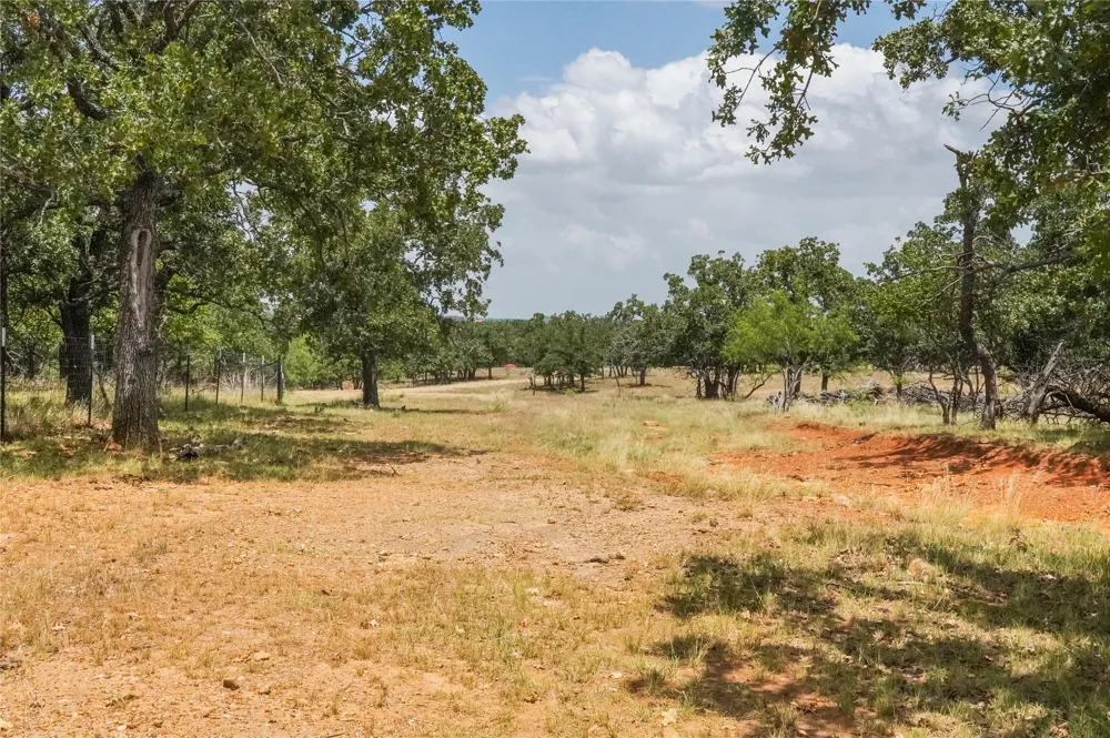 16 Burwick Road Jacksboro, TX 76458
