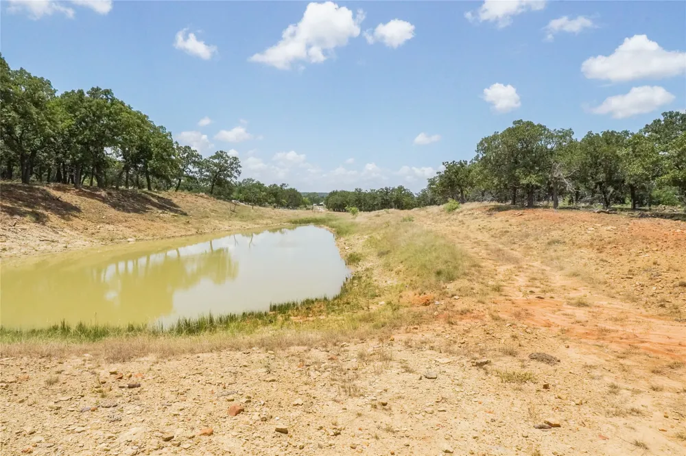 16 Burwick Road Jacksboro, TX 76458
