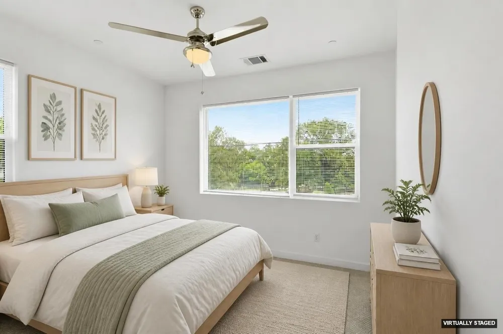 427 W 10th Street #101 Dallas, TX 75208