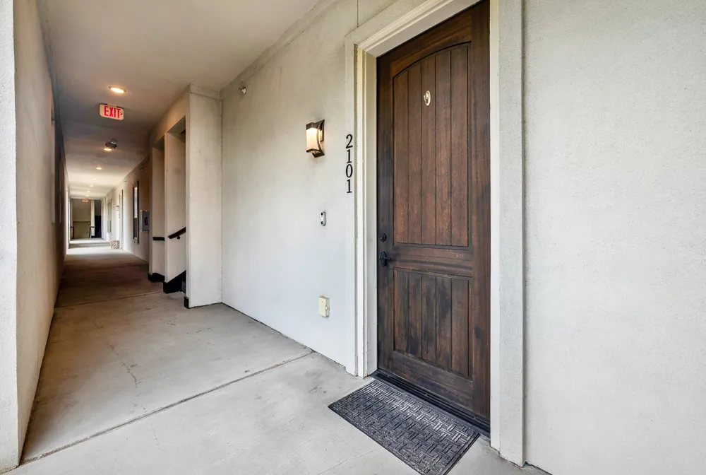 5015 Meridian Lane #2101 Addison, TX 75001