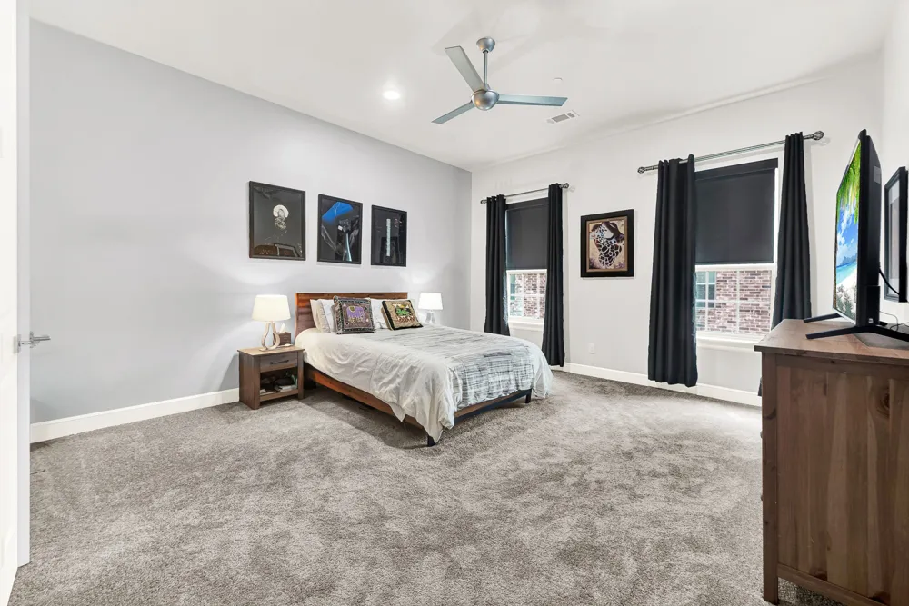 5015 Meridian Lane #2101 Addison, TX 75001