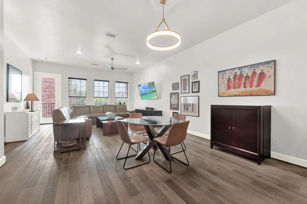 5015 Meridian Lane #2101 Addison, TX 75001