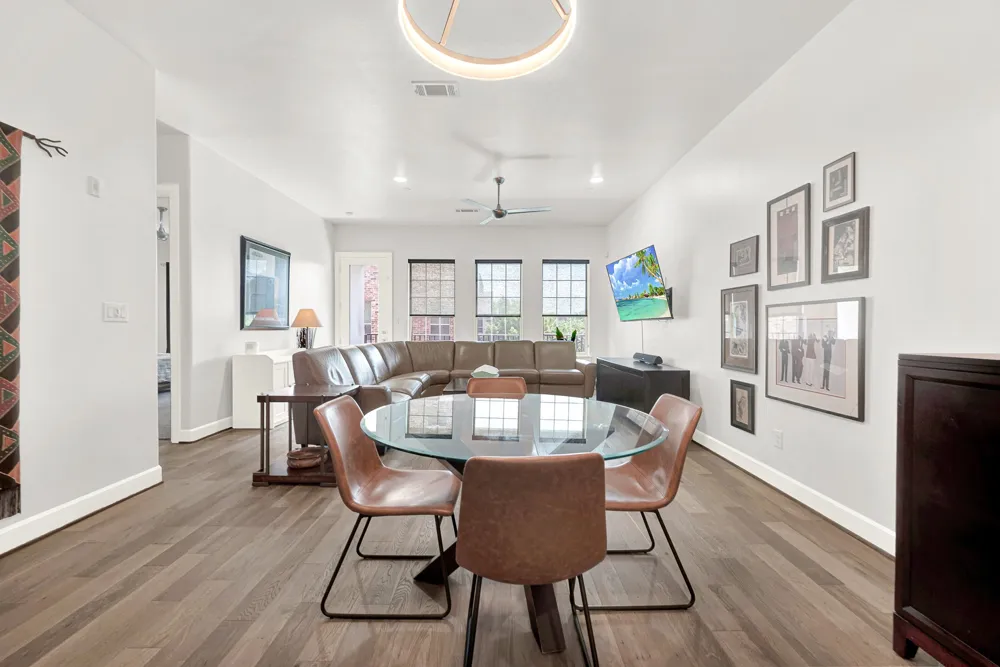 5015 Meridian Lane #2101 Addison, TX 75001