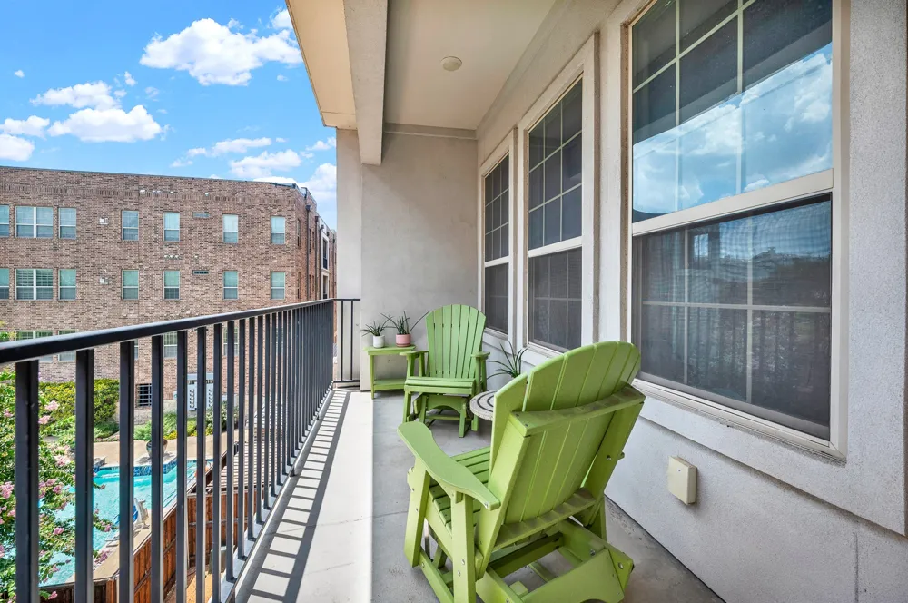 5015 Meridian Lane #2101 Addison, TX 75001