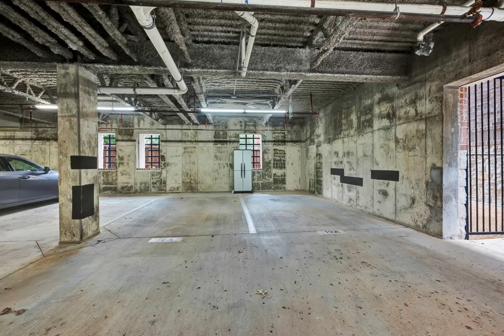 5015 Meridian Lane #2101 Addison, TX 75001