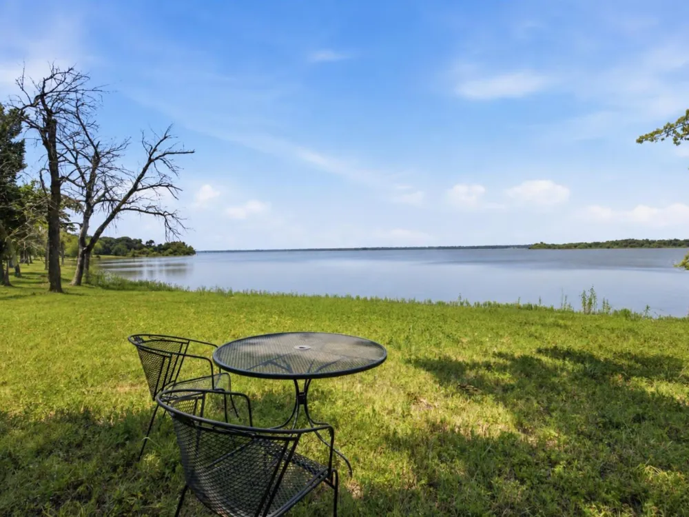 3101 W Oak Shores Drive Cross Roads, TX 76227