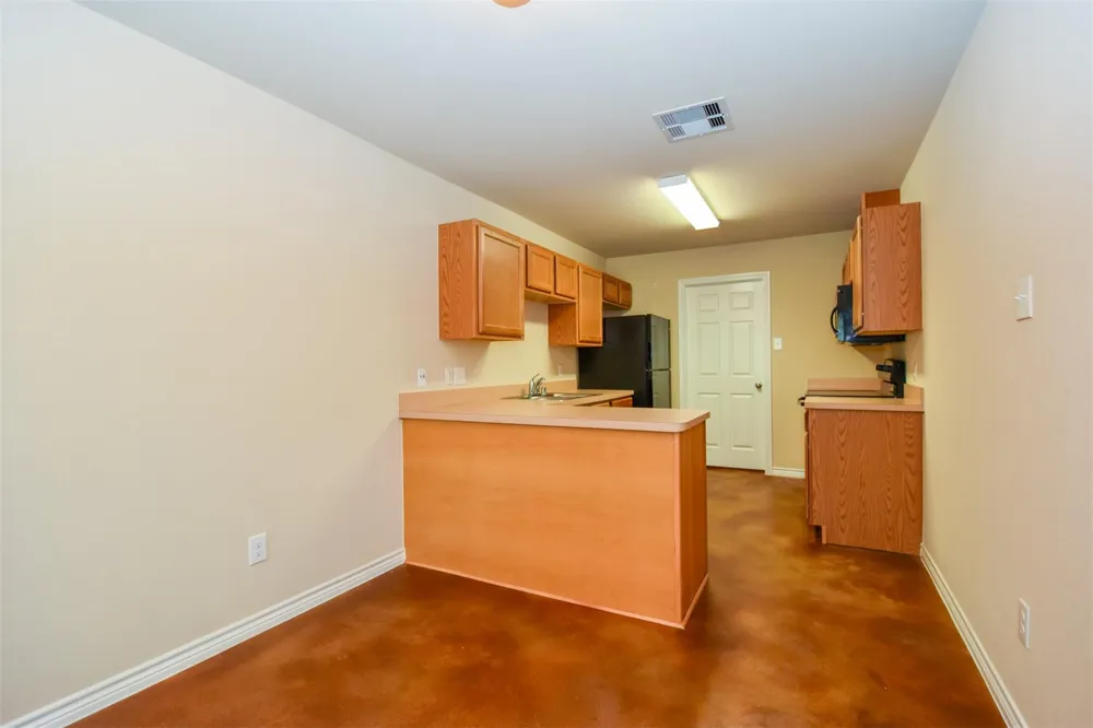 1107 Parkhurst Avenue #B Cleveland, TX 77327
