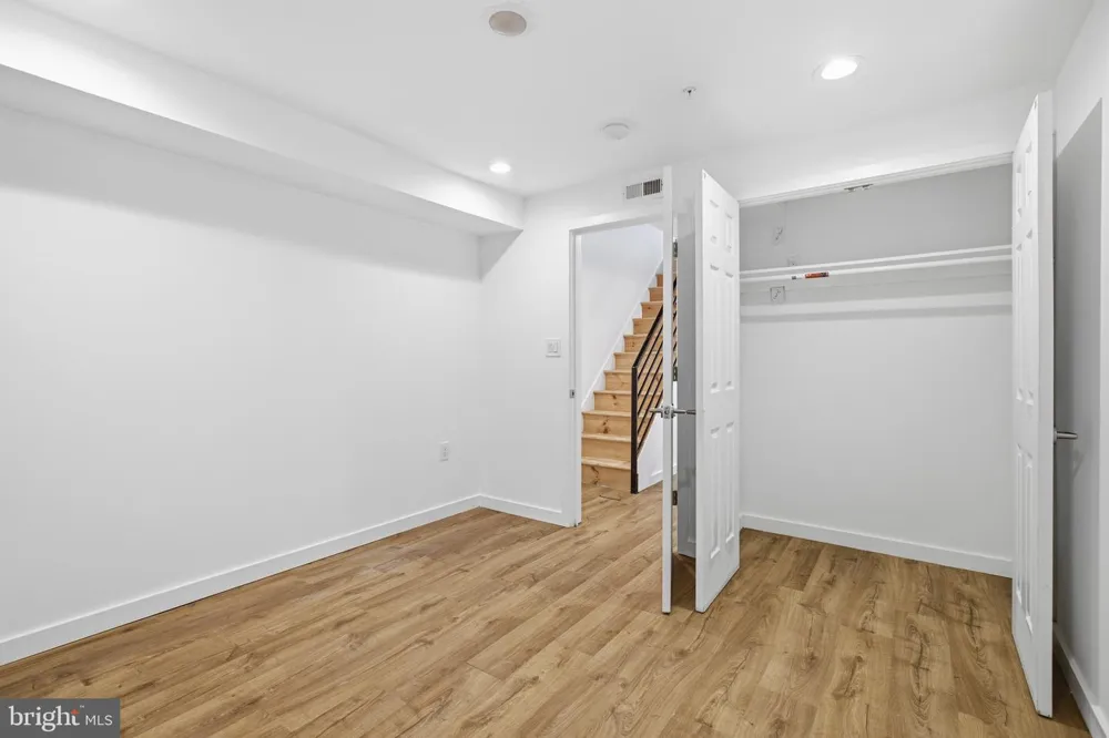 2162 E YORK STREET #1R Philadelphia, PA 19125