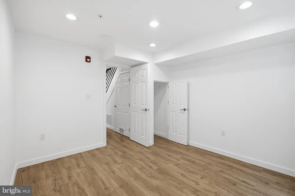 2162 E YORK STREET #1R Philadelphia, PA 19125