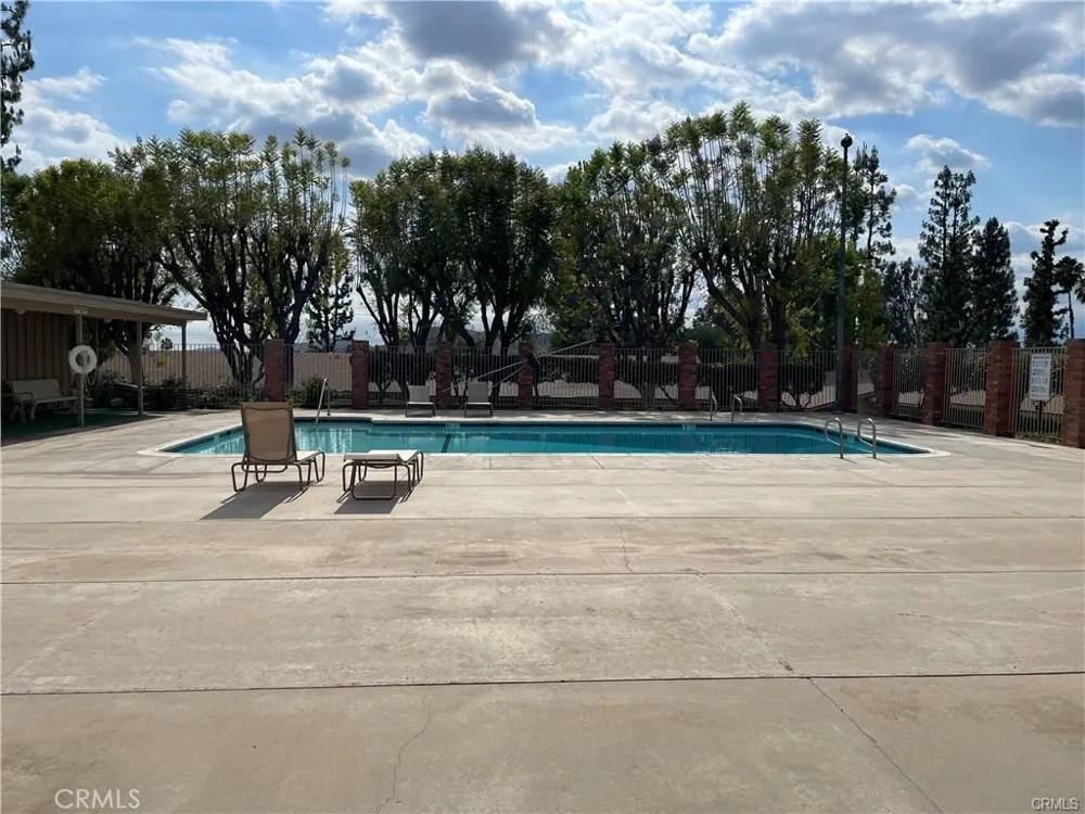 22685 Palm #C Grand Terrace, CA 92313