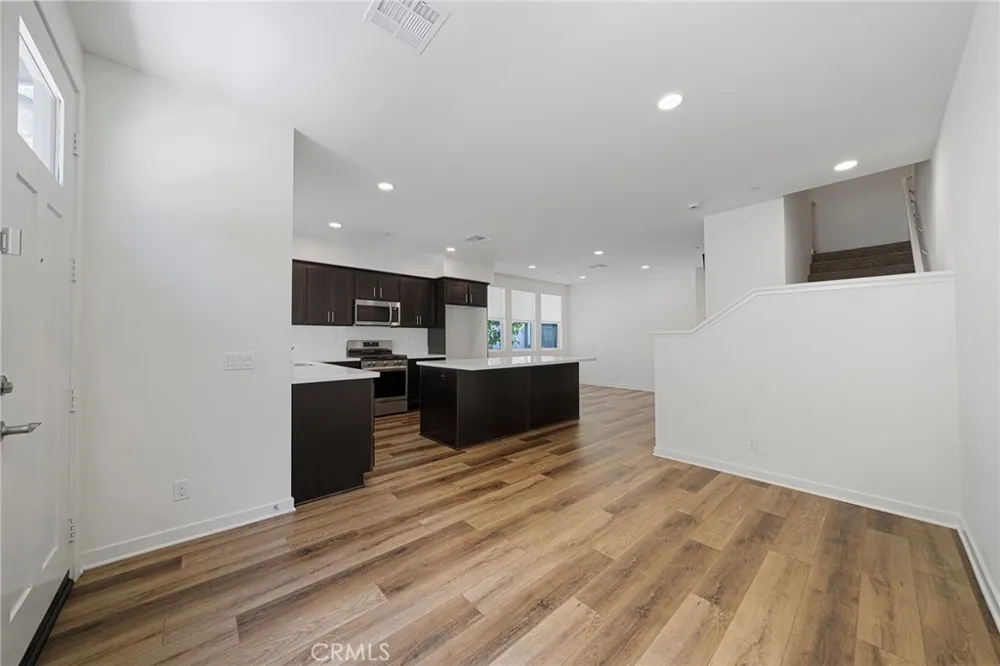 2775 W Pepper Tree #14 Anaheim, CA 92801