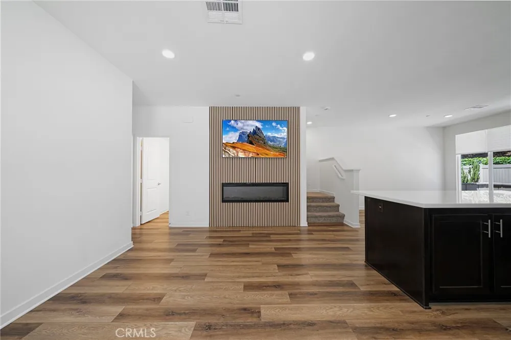 2775 W Pepper Tree #14 Anaheim, CA 92801