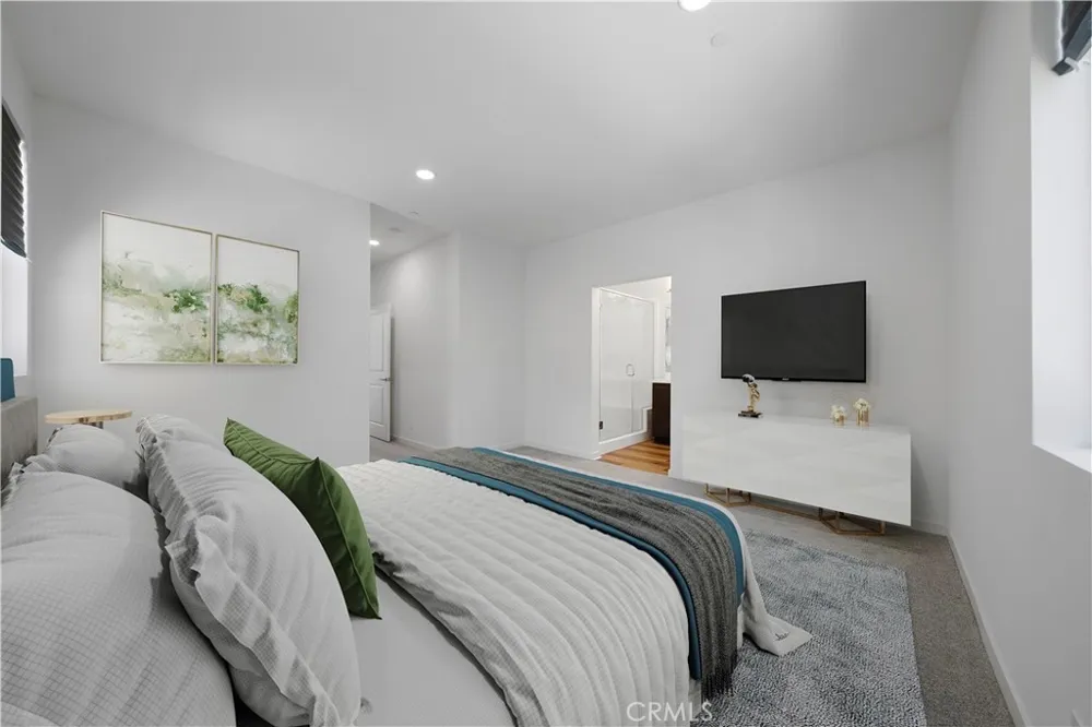 2775 W Pepper Tree #14 Anaheim, CA 92801