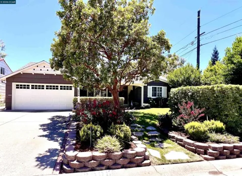 2908 Leta Ln
