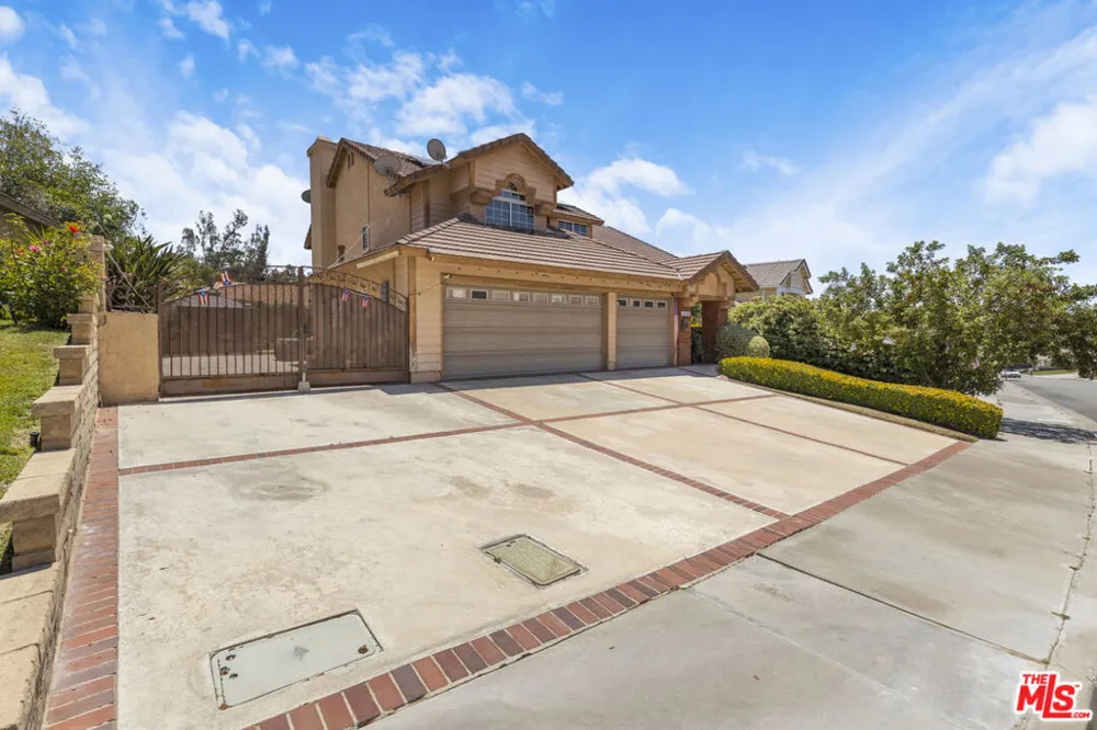 28674 Kathleen Avenue Santa Clarita, CA 91390