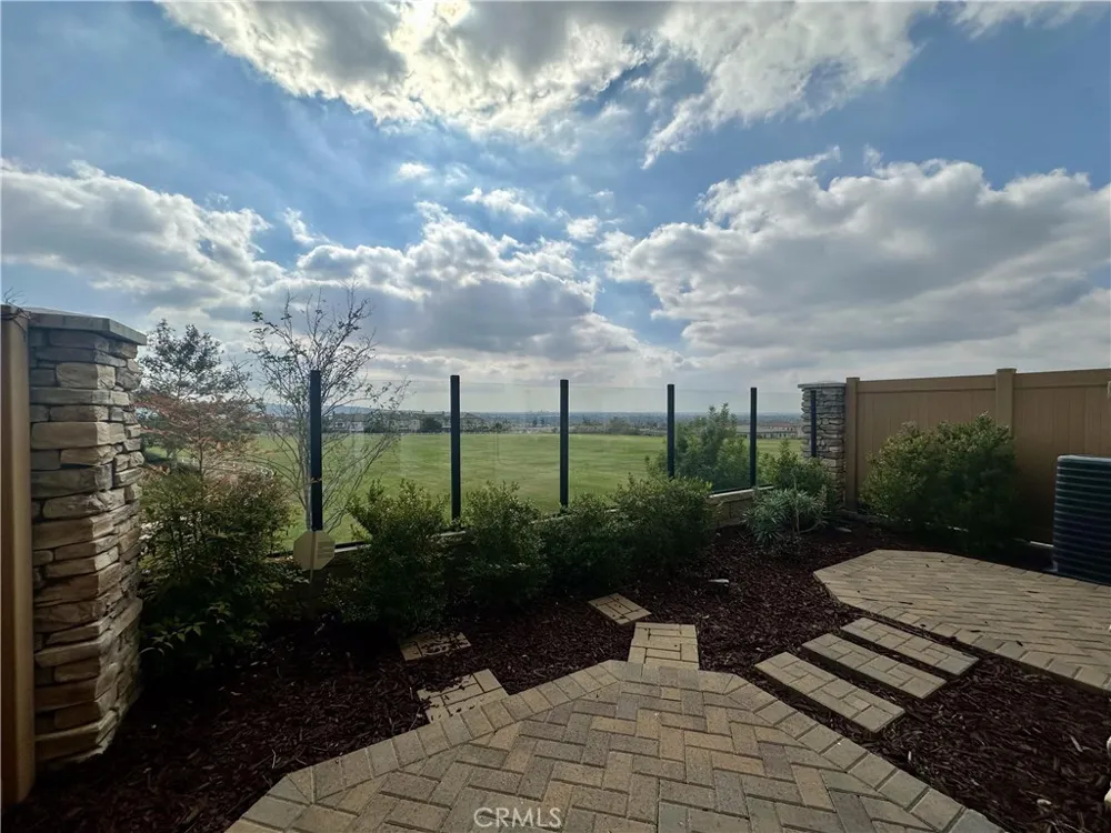 18670 Clubhouse Drive Yorba Linda, CA 92886