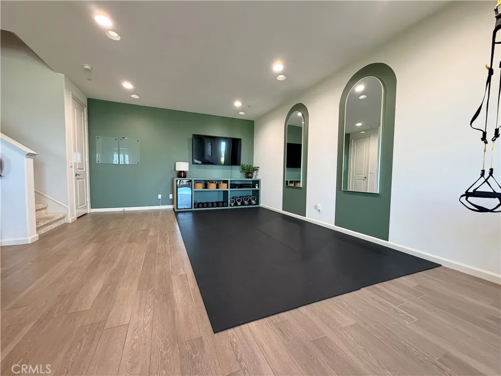 18670 Clubhouse Drive Yorba Linda, CA 92886