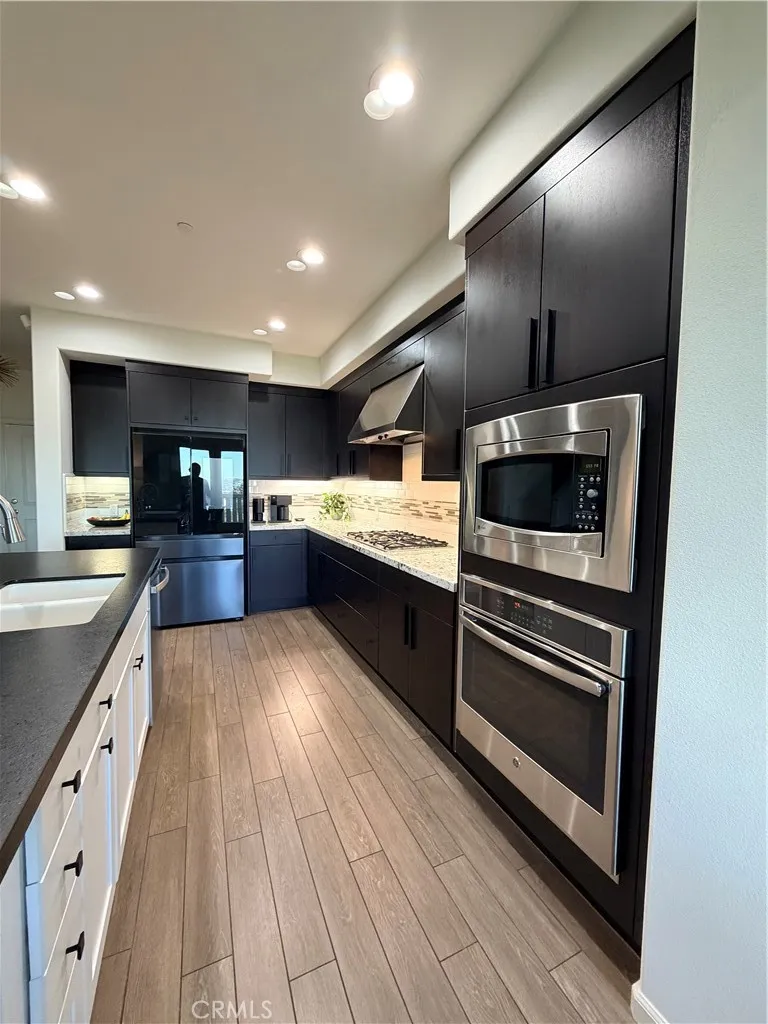 18670 Clubhouse Drive Yorba Linda, CA 92886
