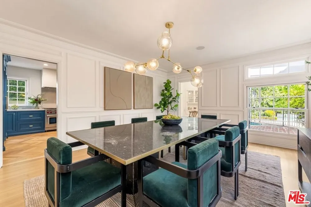 628 Sierra Drive Beverly Hills, CA 90210