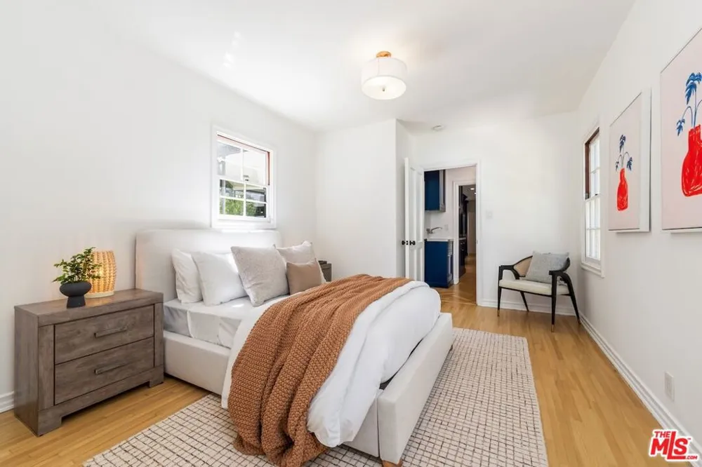 628 Sierra Drive Beverly Hills, CA 90210