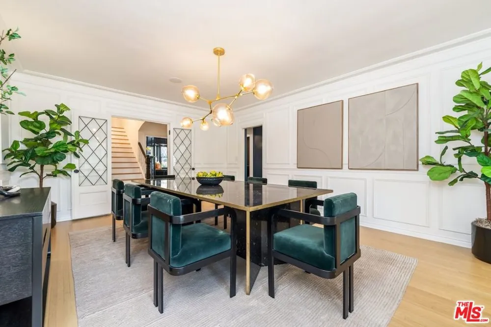 628 Sierra Drive Beverly Hills, CA 90210