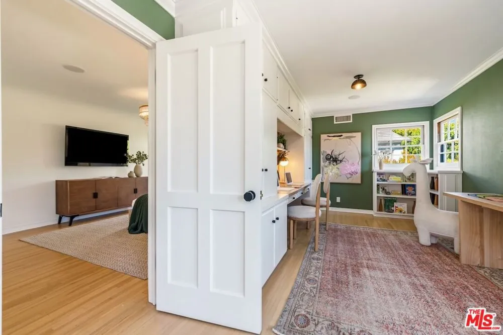 628 Sierra Drive Beverly Hills, CA 90210