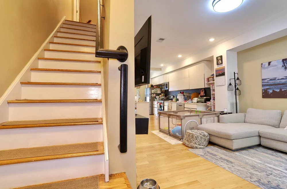 11A WEST 19TH ST Weehawken, NJ 07086