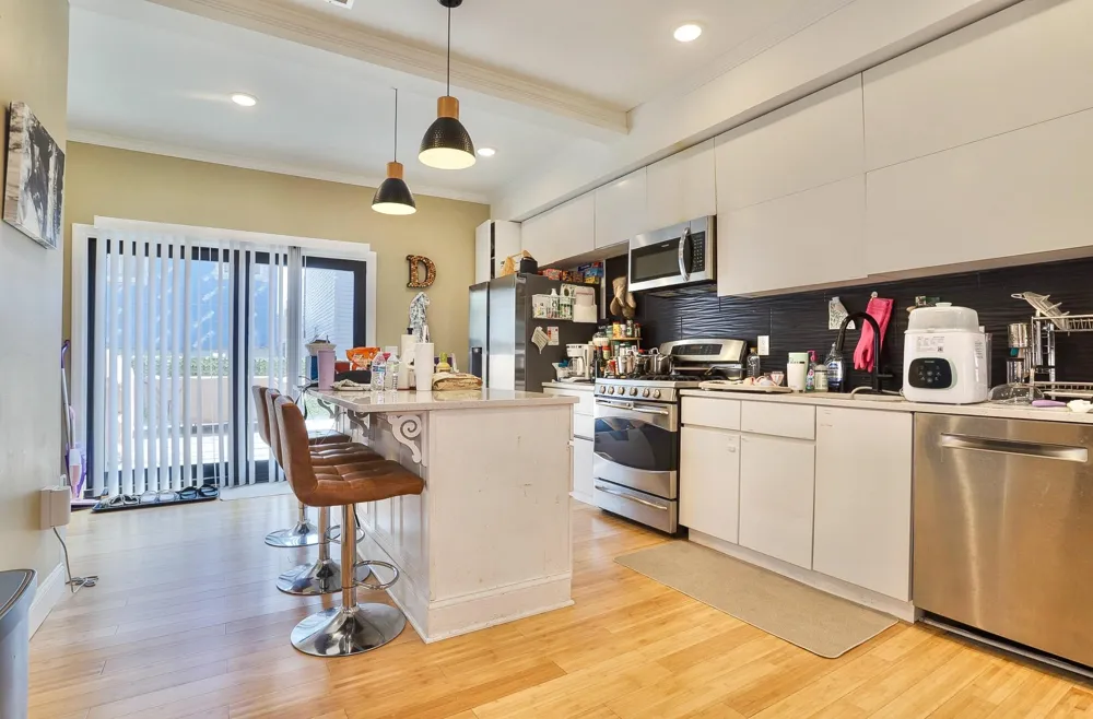11A WEST 19TH ST Weehawken, NJ 07086