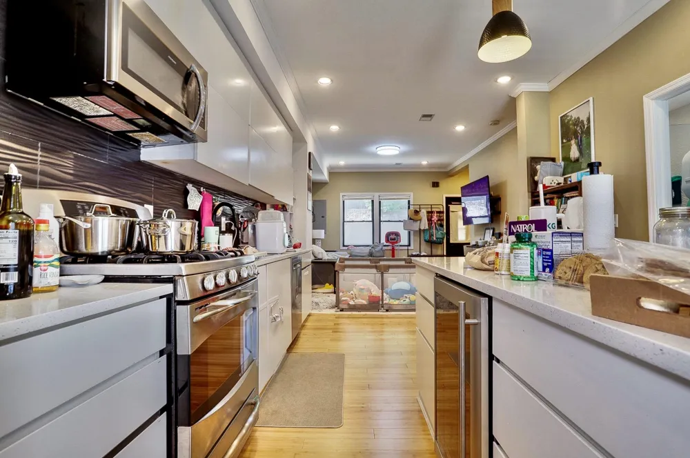 11A WEST 19TH ST Weehawken, NJ 07086