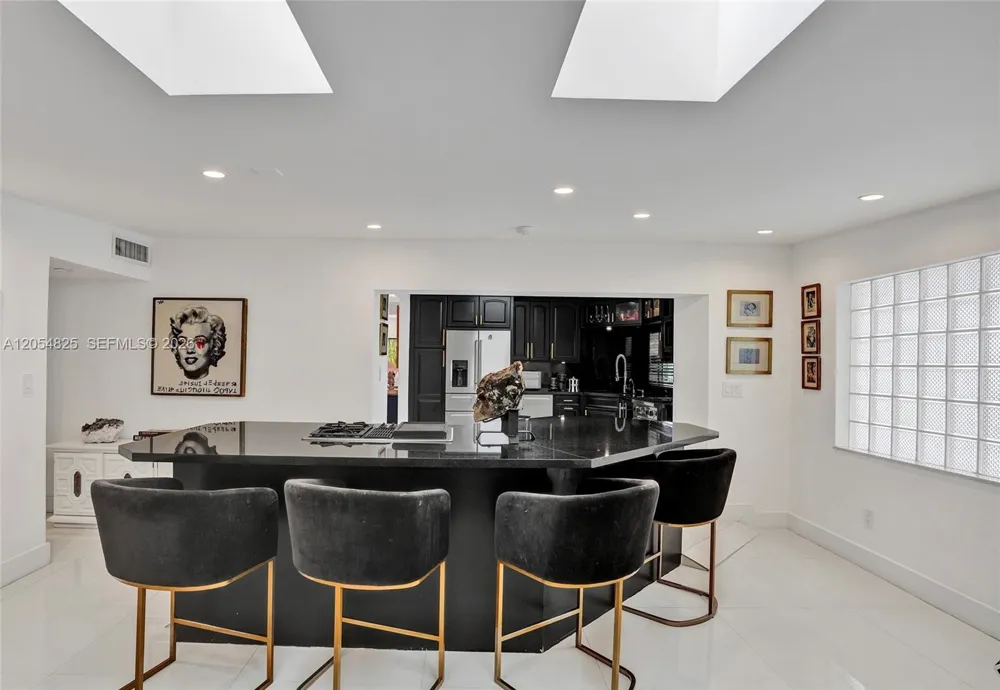 19130 NE 21st Ave North Miami Beach, FL 33179