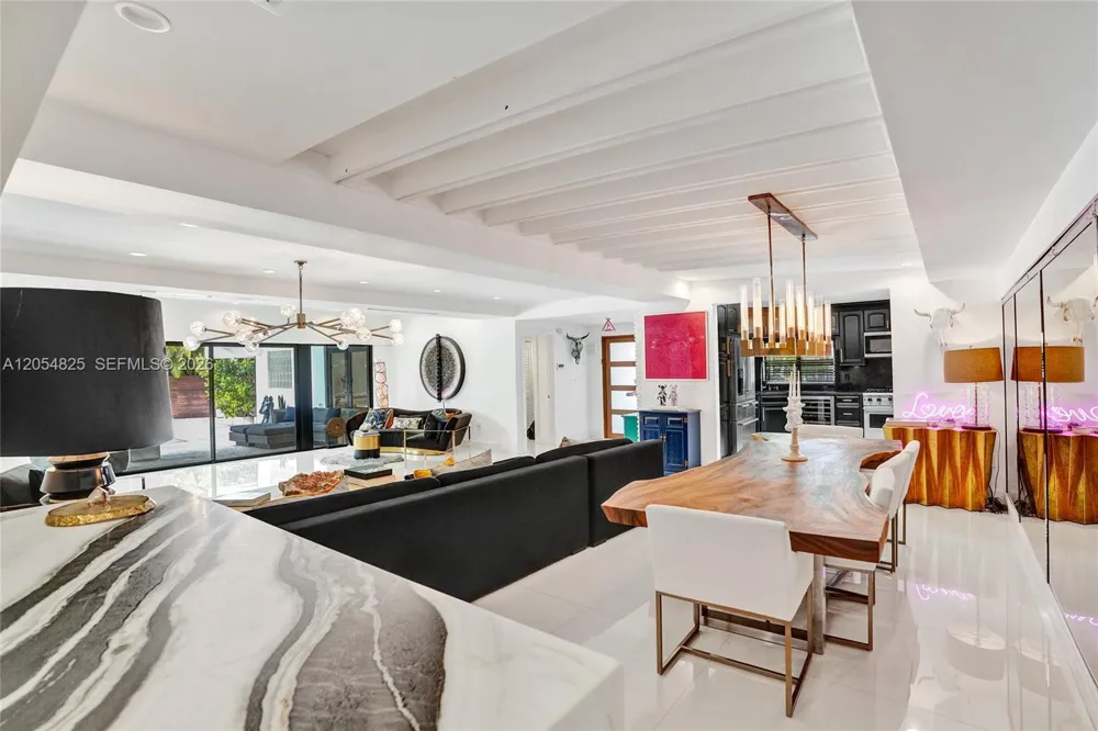 19130 NE 21st Ave North Miami Beach, FL 33179