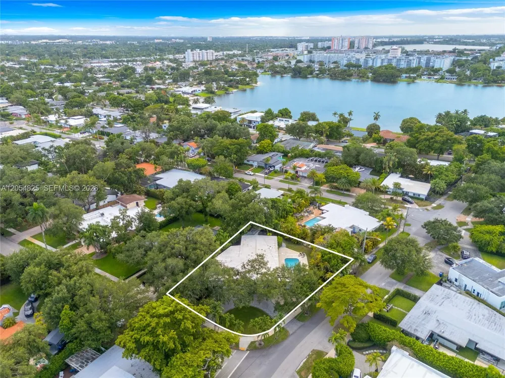19130 NE 21st Ave North Miami Beach, FL 33179