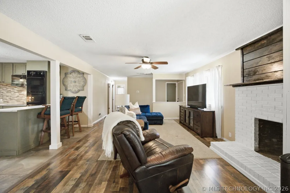 696 Hickory Street Atoka, OK 74525