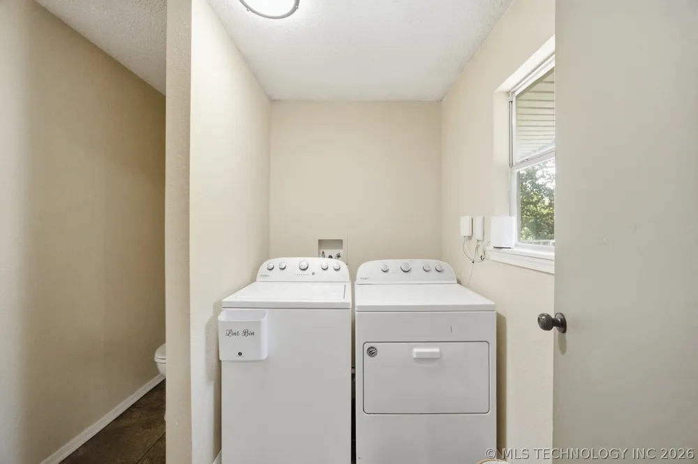 696 Hickory Street Atoka, OK 74525