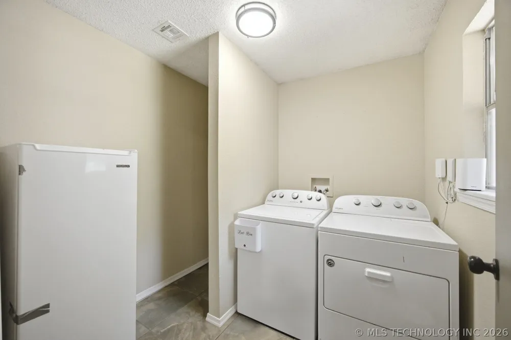 696 Hickory Street Atoka, OK 74525