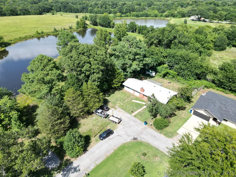 696 Hickory Street Atoka, OK 74525
