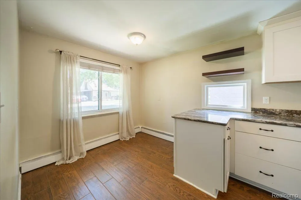 2363 Darnell Street Wolverine Lake Village, MI 48390