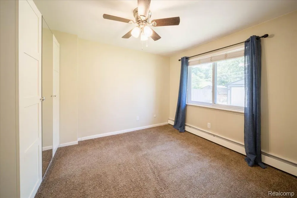 2363 Darnell Street Wolverine Lake Village, MI 48390