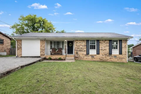 335 Maplewood Dr