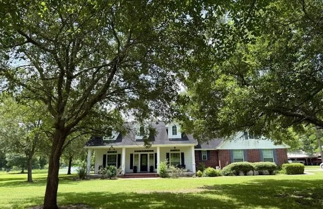 5475 County Road 348 Brazoria, TX 77422