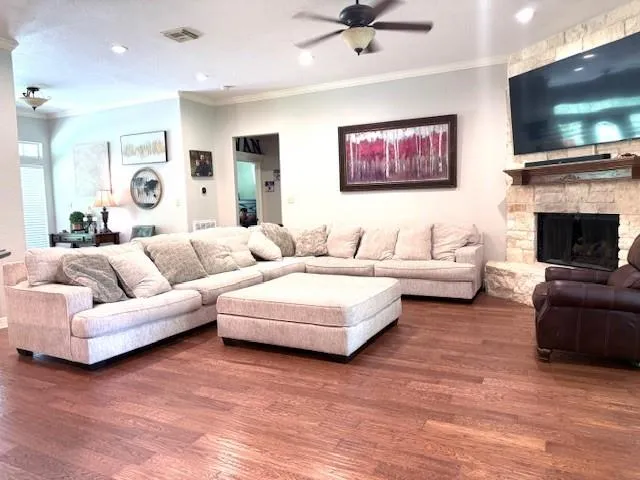 5475 County Road 348 Brazoria, TX 77422