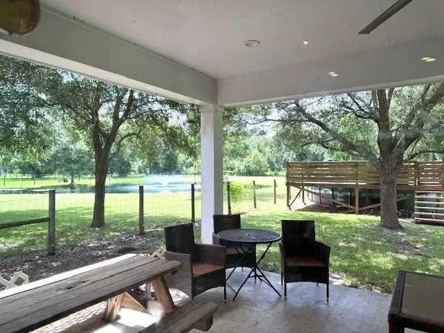 5475 County Road 348 Brazoria, TX 77422