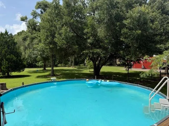 5475 County Road 348 Brazoria, TX 77422