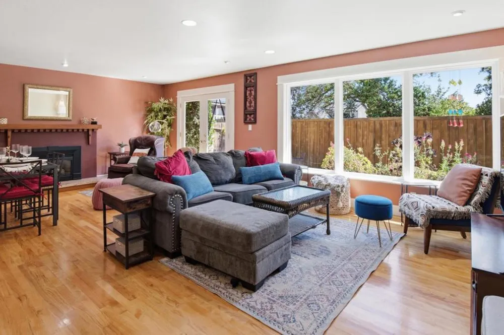 81 Franklin Circle San Juan Bautista, CA 95045