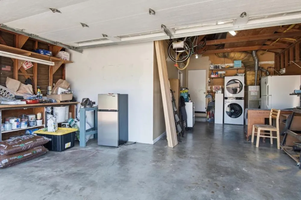 81 Franklin Circle San Juan Bautista, CA 95045